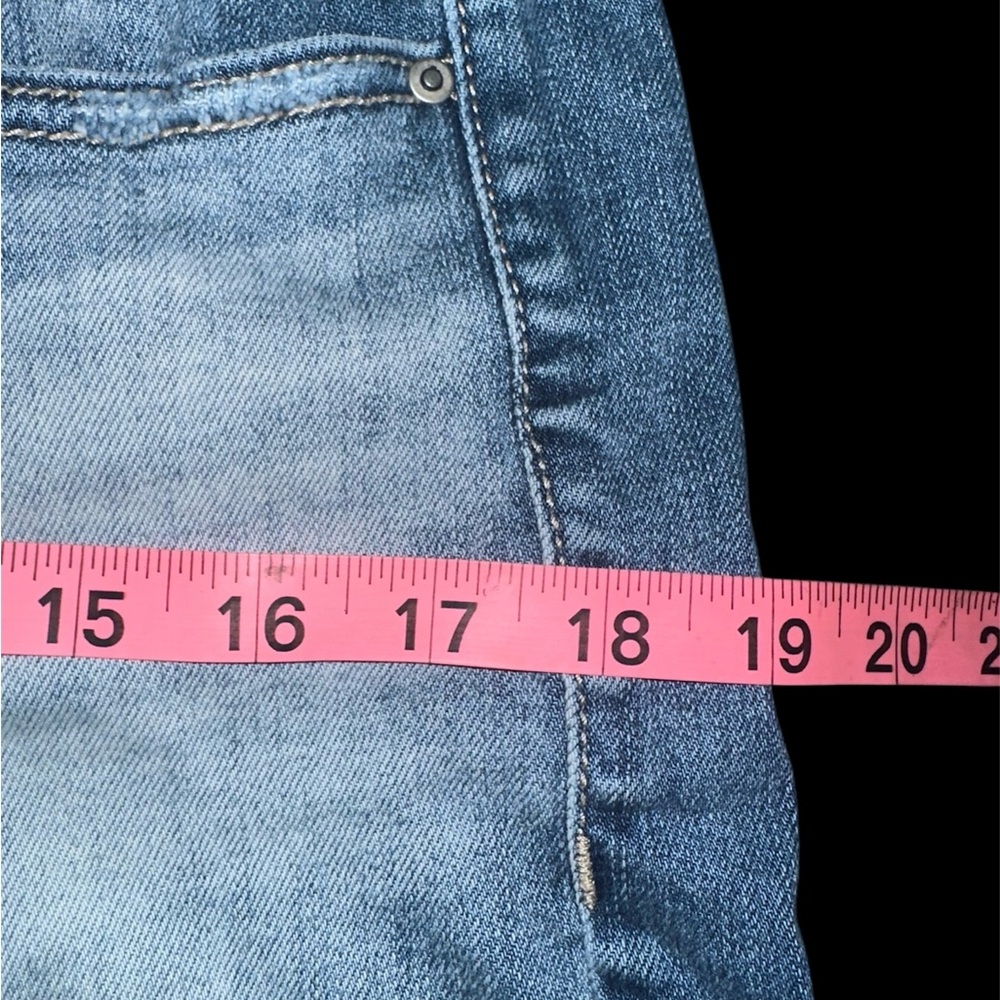 BKE Women's Blue Boot Cut Jeans - Picture 11 of 16